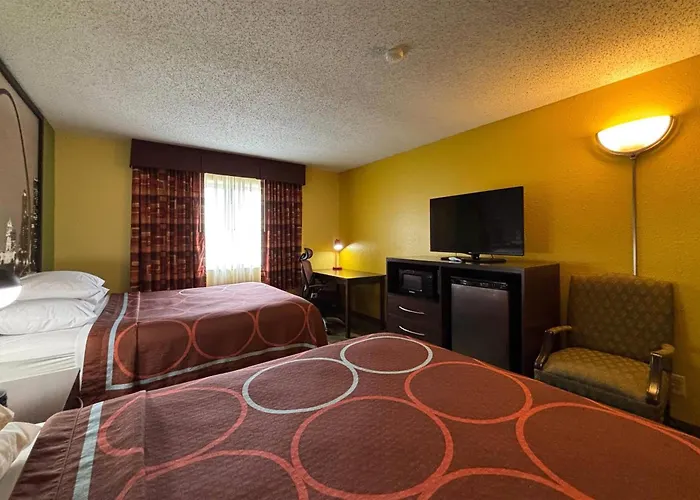 Super 8 By Wyndham Jacksonville