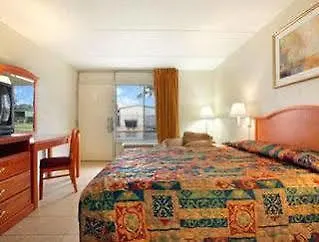 Super 8 By Wyndham Motel Jacksonville